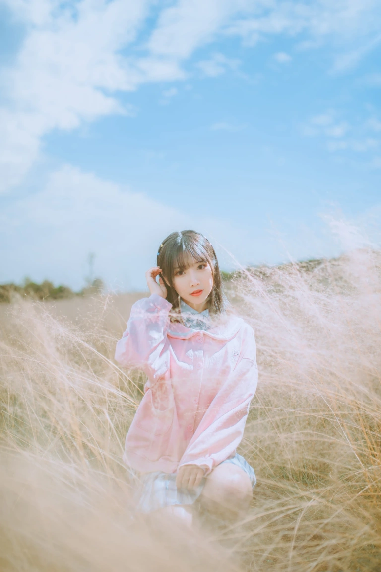 面饼仙儿《粉黛草JK》主题写真：19张全套美图