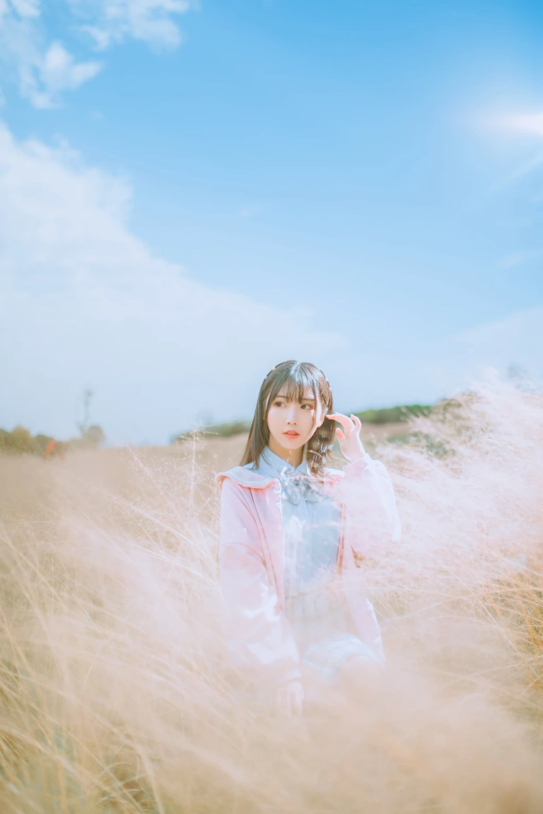 面饼仙儿《粉黛草JK》主题写真：19张全套美图