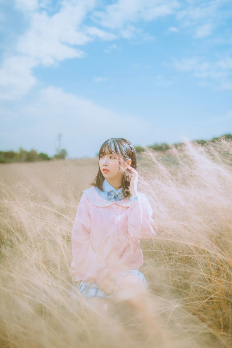 面饼仙儿《粉黛草JK》主题写真：19张全套美图