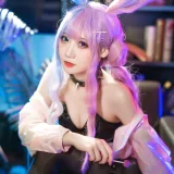 焖焖碳《麻辣兔头X异色兔》主题写真：38张全套美图