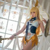 瓜希酱《瓦尔基里》主题写真：12张全套美图