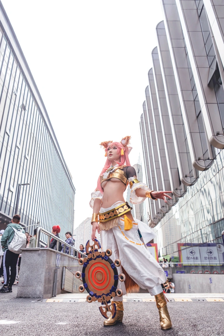阿包也是兔娘《玉藻前》主题写真：15张全套美图
