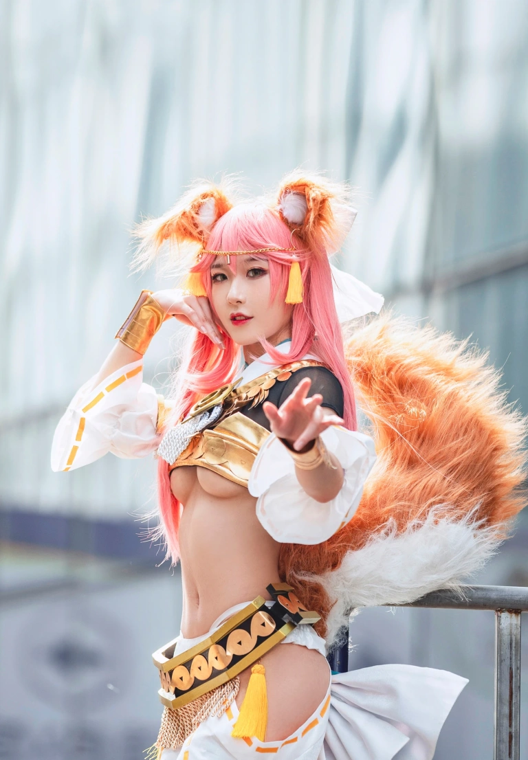 阿包也是兔娘《玉藻前》主题写真：15张全套美图
