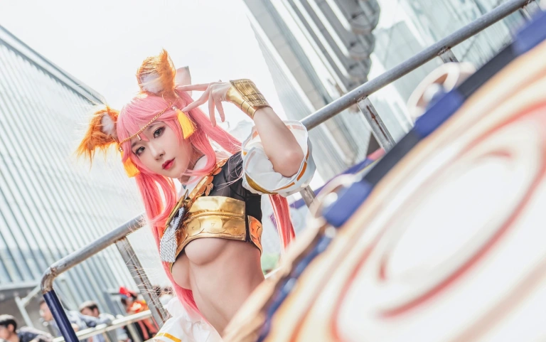 阿包也是兔娘《玉藻前》主题写真：15张全套美图