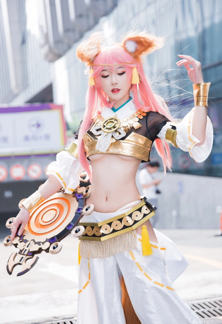 阿包也是兔娘《玉藻前》主题写真：15张全套美图