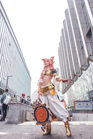 阿包也是兔娘《玉藻前》主题写真：15张全套美图