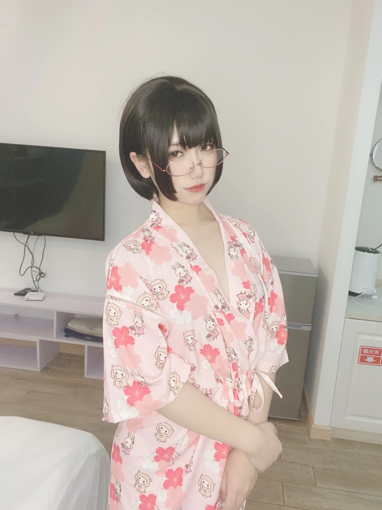 芋圆侑子《少妇》主题写真：169张全套美图，含8个视频
