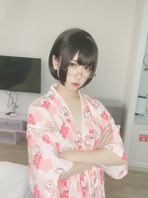 芋圆侑子《少妇》主题写真：169张全套美图，含8个视频