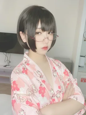 芋圆侑子《少妇》主题写真：169张全套美图，含8个视频