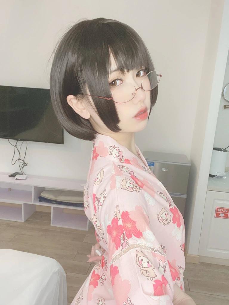 芋圆侑子《少妇》主题写真：169张全套美图，含8个视频