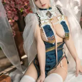 小仓千代《天狼星旗袍》主题写真：20张全套美图