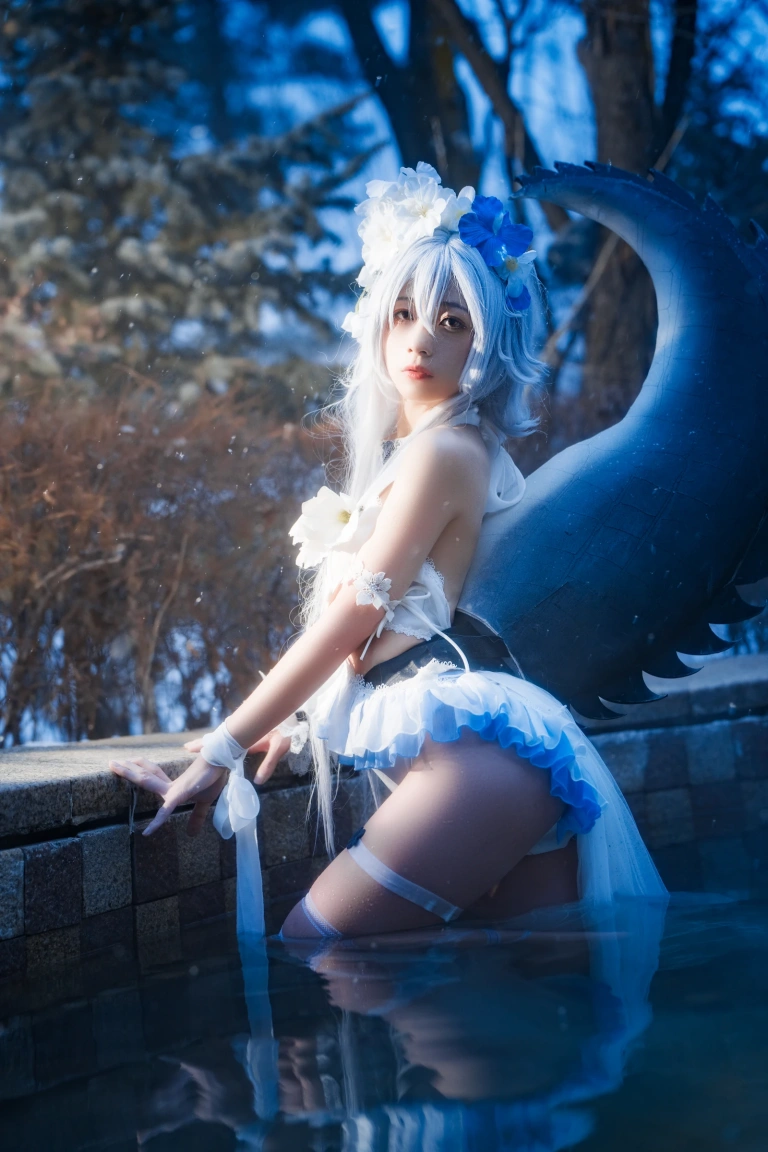 清青琴玖《特米米》主题写真：22张全套美图