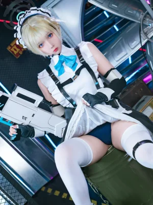 小和甜酒《蔚蓝档案 飞鸟马时女仆》主题写真：31张全套美图