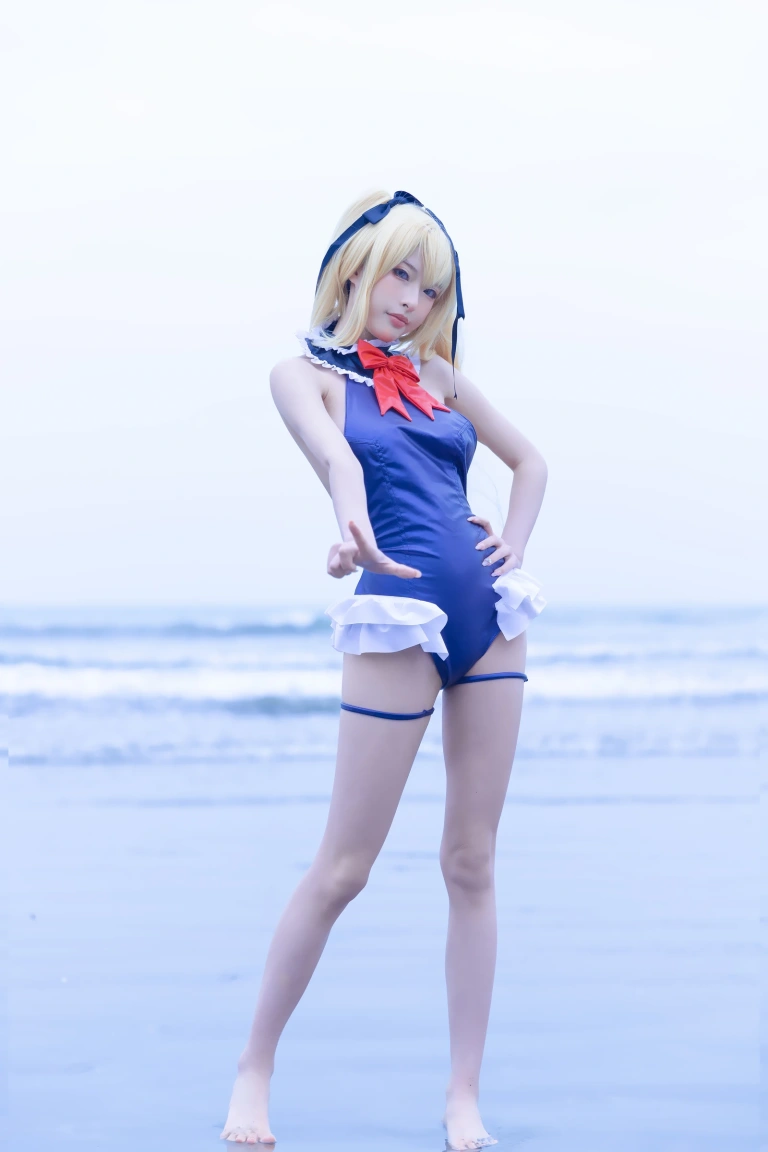 清水由乃《玛丽萝丝 蓝色泳衣》主题写真：32张全套美图