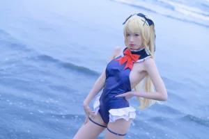 清水由乃《玛丽萝丝 蓝色泳衣》主题写真：32张全套美图
