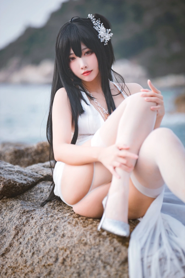宮本桜《碧蓝航线 大凤花嫁》主题写真：32张全套美图