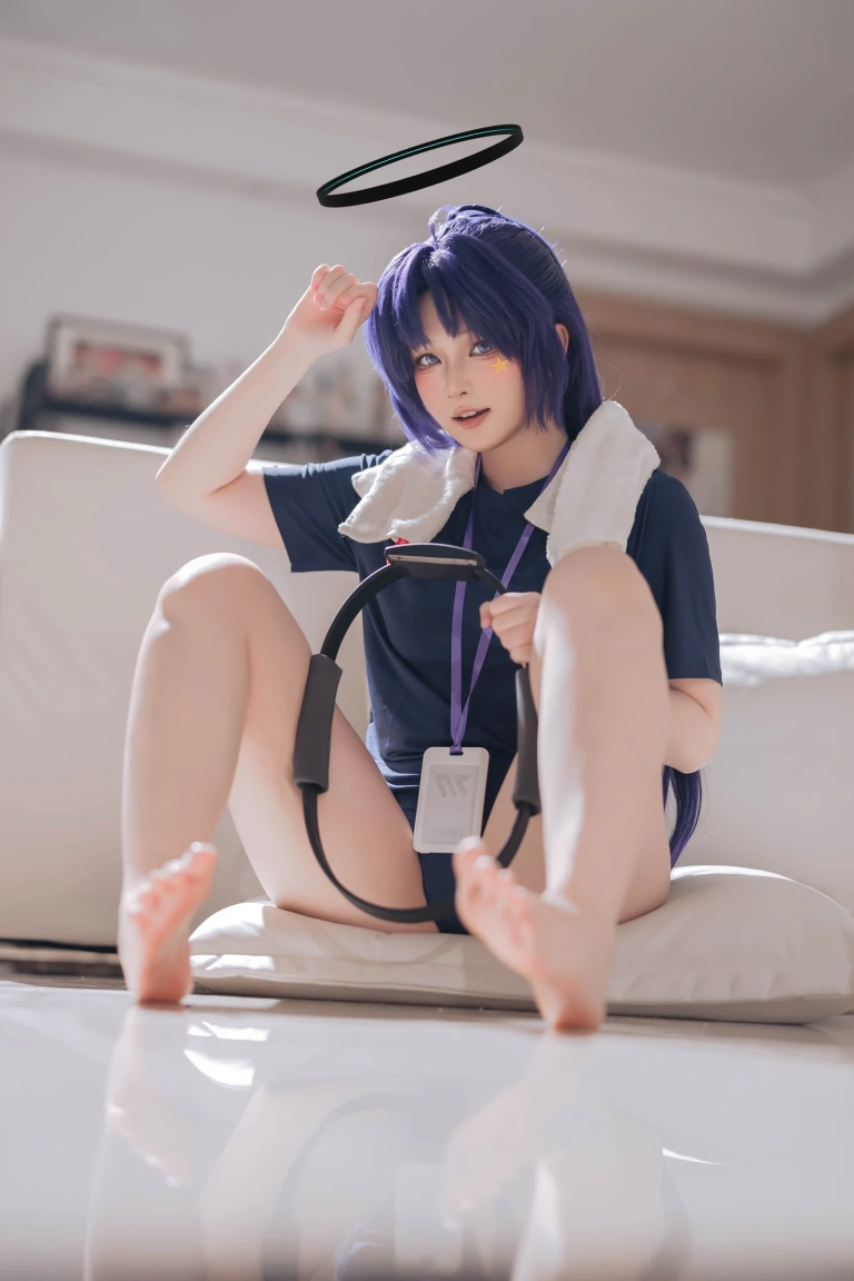屿鱼《优香体操服》主题写真：40张全套美图
