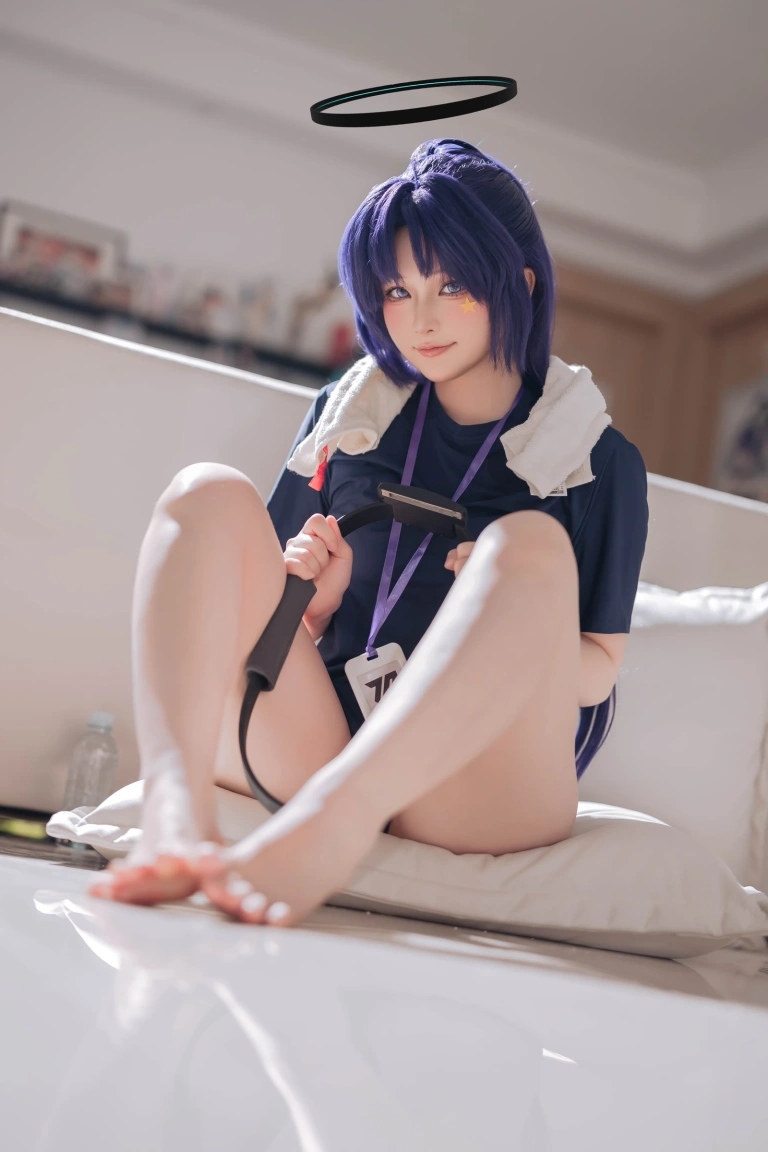 屿鱼《优香体操服》主题写真：40张全套美图