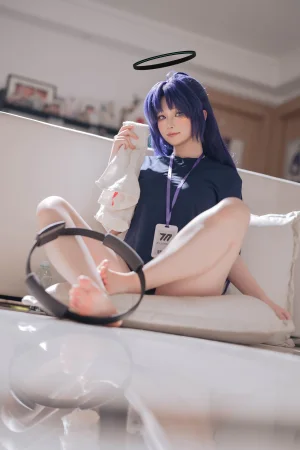 屿鱼《优香体操服》主题写真：40张全套美图