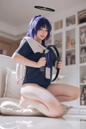 屿鱼《优香体操服》主题写真：40张全套美图