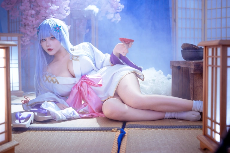 是一只熊仔《白雪姬（美少女万华镜异闻：雪女）》主题写真：41张全套美图