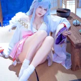 是一只熊仔《白雪姬（美少女万华镜异闻：雪女）》主题写真：41张全套美图