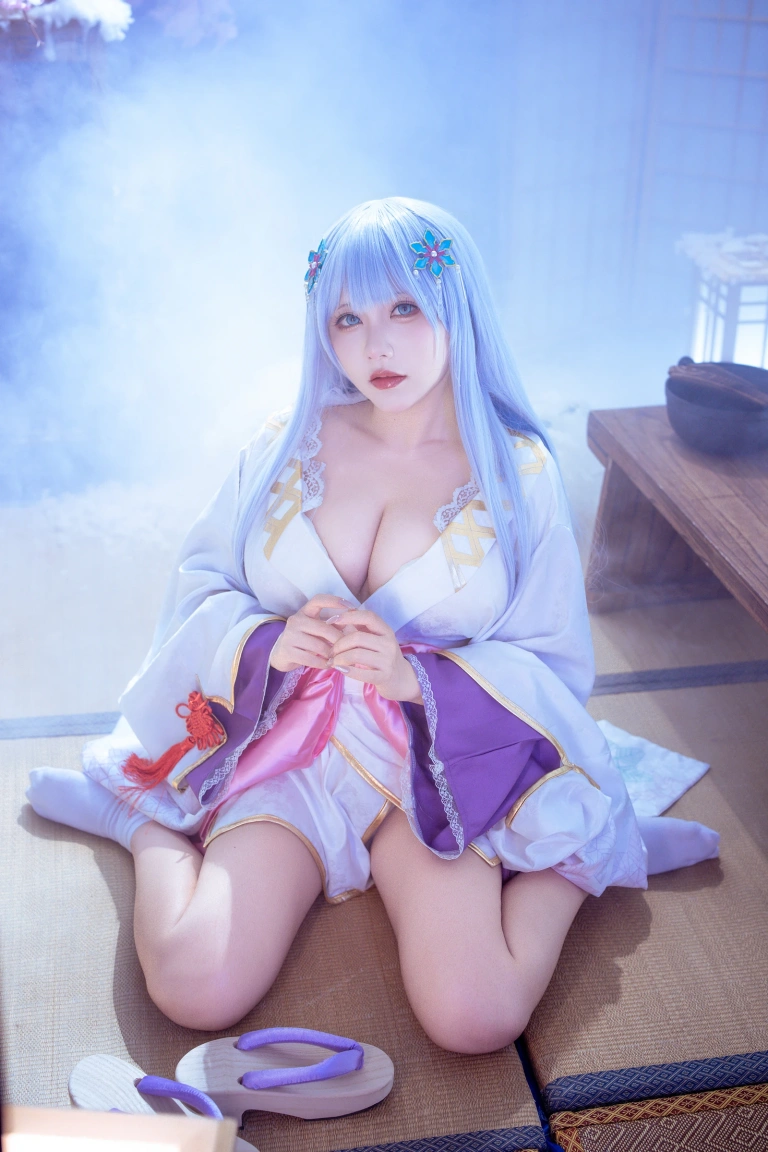 是一只熊仔《白雪姬（美少女万华镜异闻：雪女）》主题写真：41张全套美图