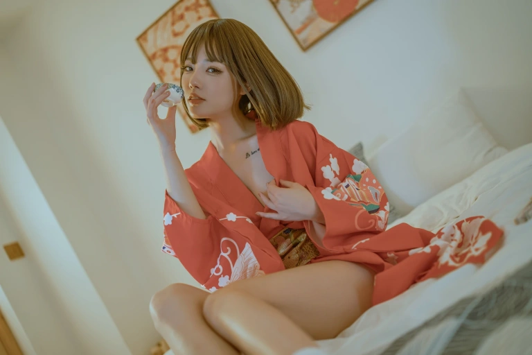 桃良阿宅《浴衣》主题写真：45张全套美图