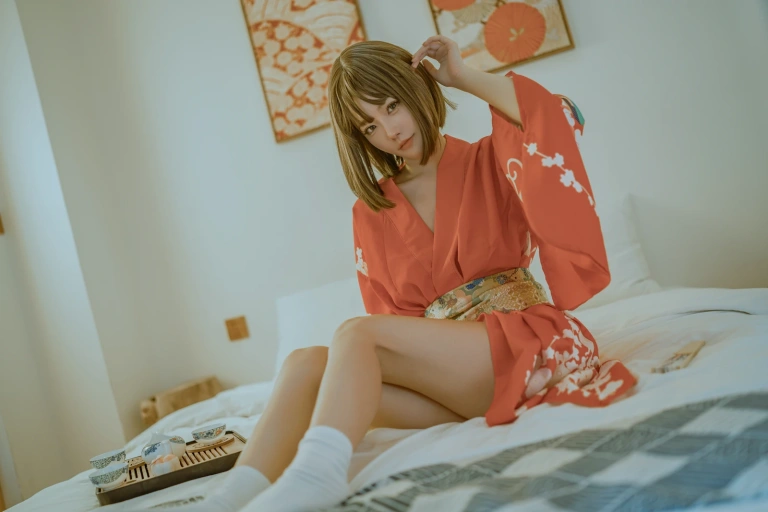 桃良阿宅《浴衣》主题写真：45张全套美图