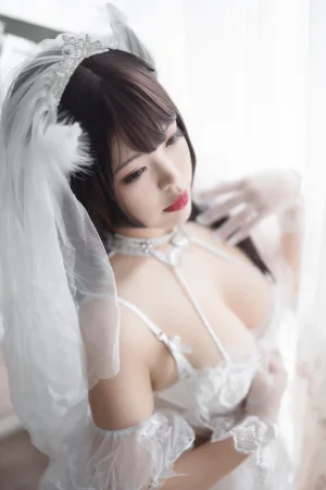 白烨《白天鹅正片》主题写真：50张全套美图