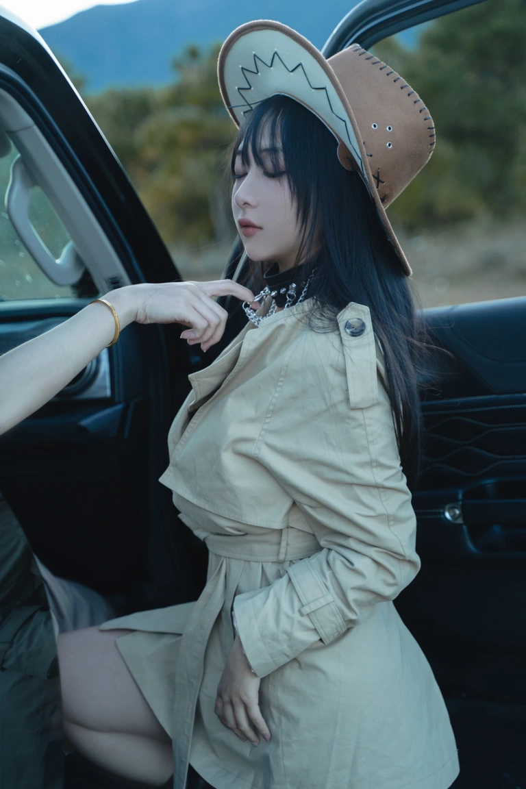 浅安安《西部世界》主题写真：62张全套美图