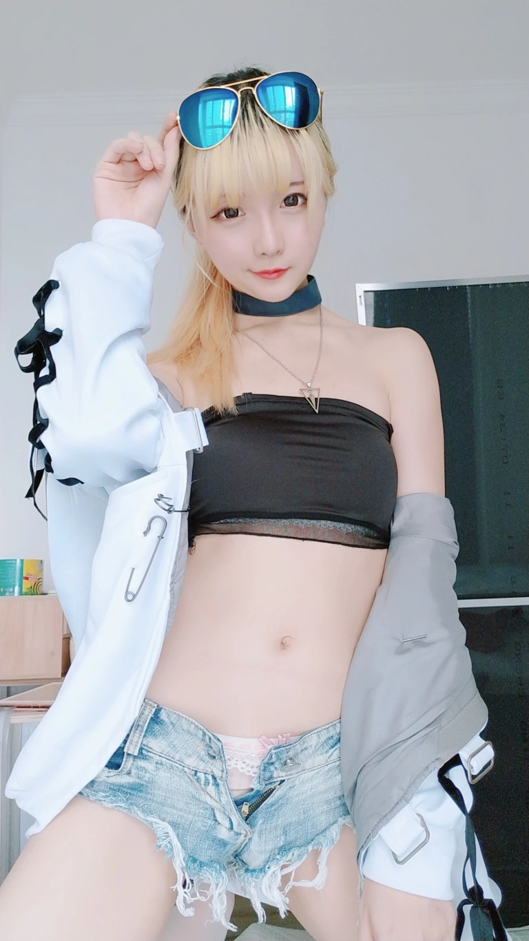 星之迟迟《定制 6-21 莉莉丝》主题写真：60张全套美图，含2个视频