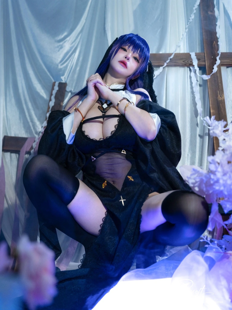 前羽《フェルン Fern 修女ver》主题写真：37张全套美图，含4个视频