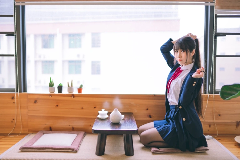 不呆猫《校服JK》主题写真：64张全套美图，含4个视频
