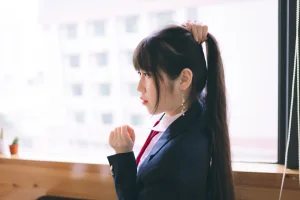 不呆猫《校服JK》主题写真：64张全套美图，含4个视频