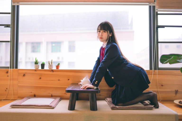 不呆猫《校服JK》主题写真：64张全套美图，含4个视频