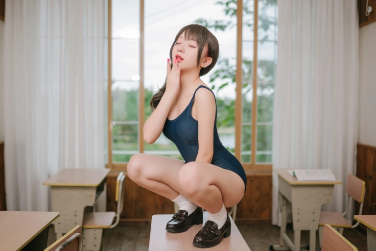 花铃《风纪委员死裤水x游泳课风纪委员》主题写真：93张全套美图