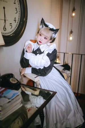 恩田直幸《猫女仆》主题写真：15张全套美图