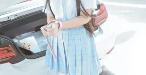 不呆猫《白丝过膝袜》主题写真：21张全套美图，含12个视频
