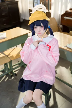 九柒喵《蔚蓝档案 妃咲幼稚园》主题写真：25张全套美图