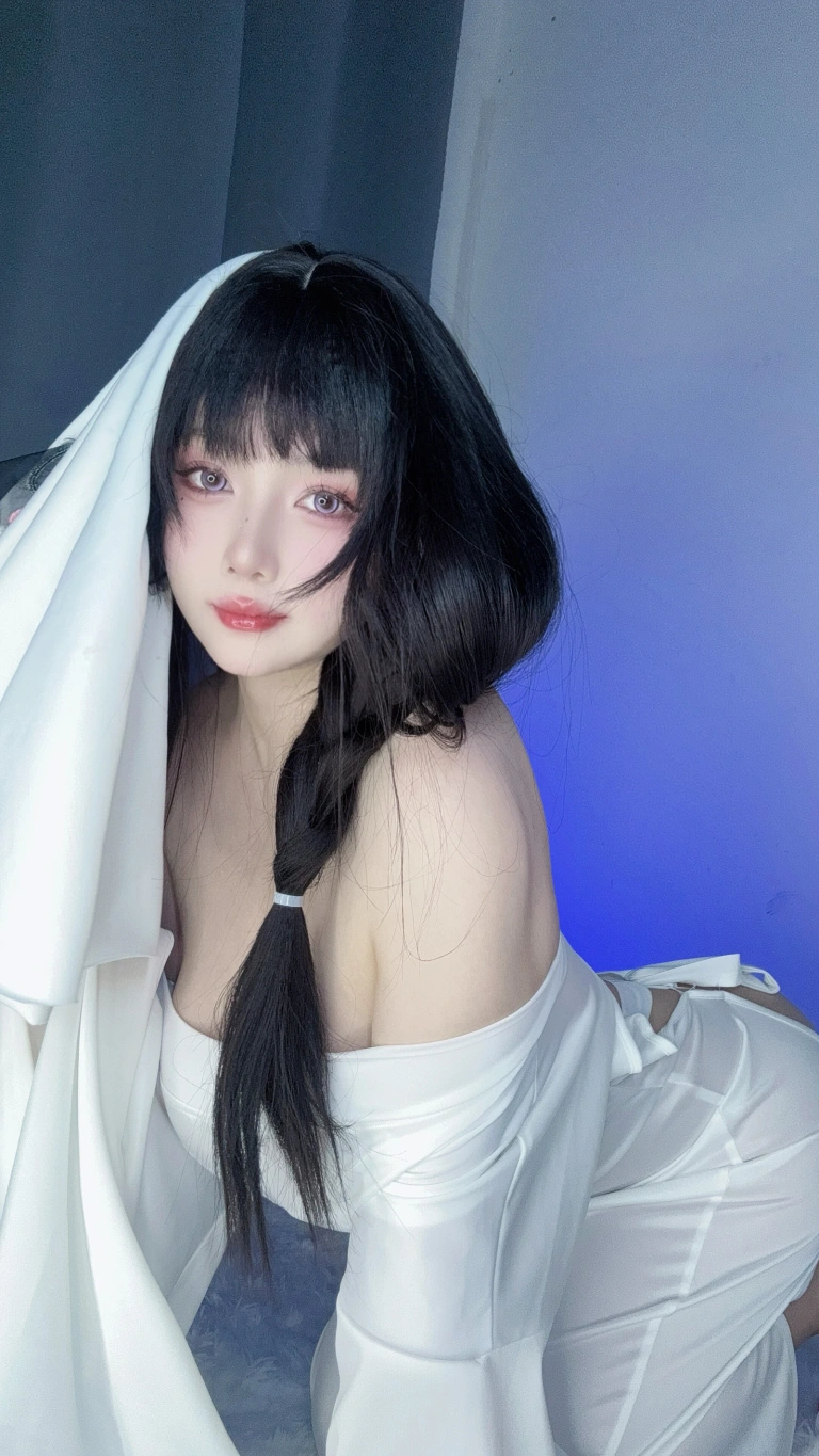 末夜《可爱捣蛋鬼·绝命幽灵娘》主题写真：25张全套美图，含6个视频