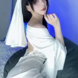 末夜《可爱捣蛋鬼·绝命幽灵娘》主题写真：25张全套美图，含6个视频