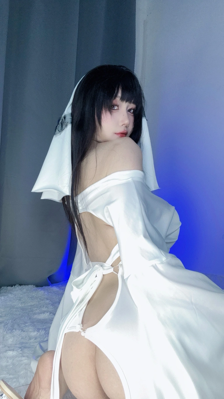 末夜《可爱捣蛋鬼·绝命幽灵娘》主题写真：25张全套美图，含6个视频
