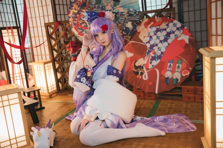 焖焖碳《独角兽和服》主题写真：30张全套美图
