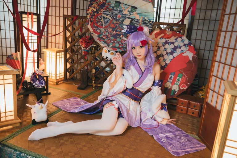 焖焖碳《独角兽和服》主题写真：30张全套美图