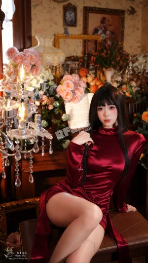 麻薯好吃《酒红礼赞》主题写真：43张全套美图