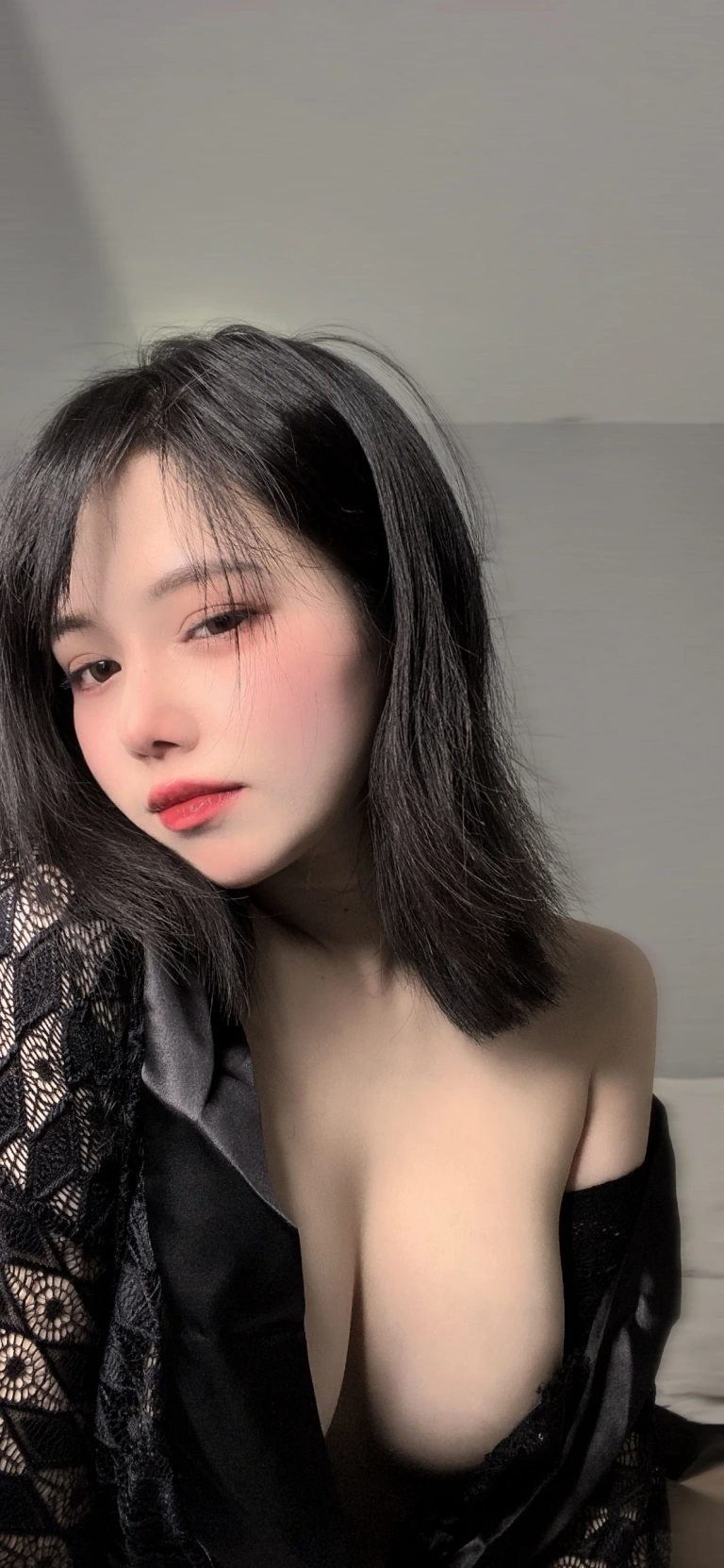 七月喵子《回家的诱惑》主题写真：46张全套美图