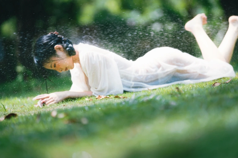清水由乃《湿水洛丽塔》主题写真：61张全套美图，含1个视频