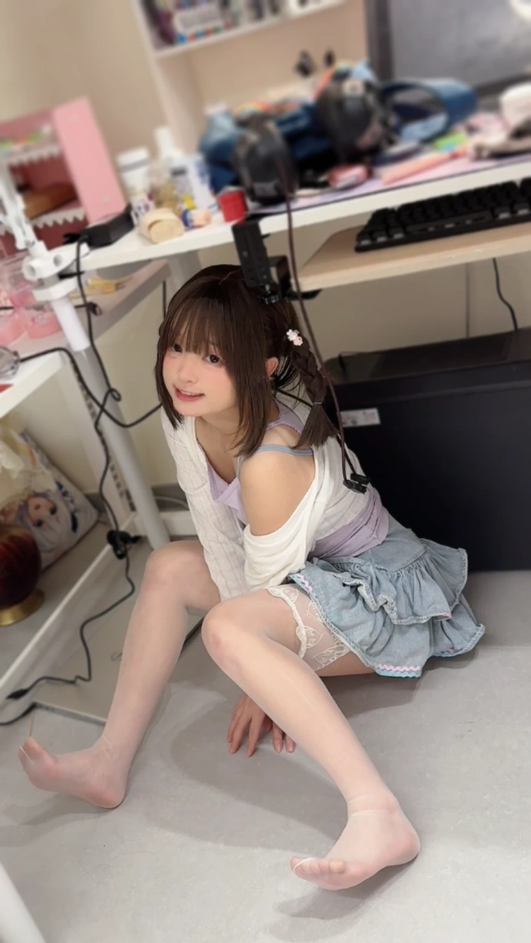 神沢永莉《香草芋泥》主题写真：87张全套美图，含4个视频