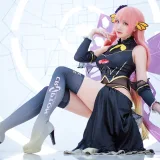 瓜希酱《LUKA 赛车》主题写真：22张全套美图